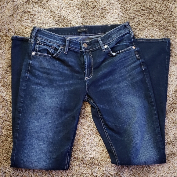 SILVERS - Picture 2 of 3